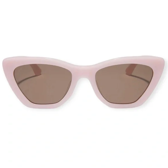 DIFF Camila Sunglasses Pink Velvet Frame Brown Lenses Retro Cat Eye NWT Pink Retro-Vintage Low Bridge Fit Cat-Eye Gradient  main image 2